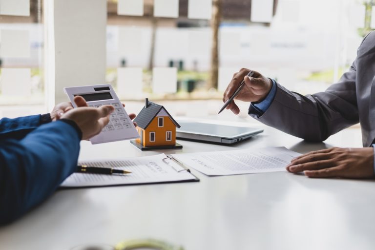 Revolutionising Conveyancing: How Technology is Reshaping Fees in the UK